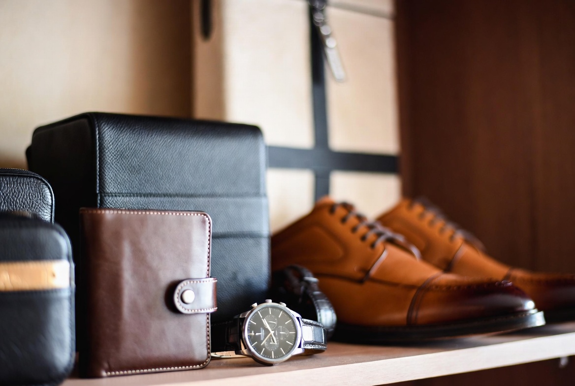 راهنمای جامع انتخاب ست هدیه مردانه براساس رده سنی و سبک شخصی